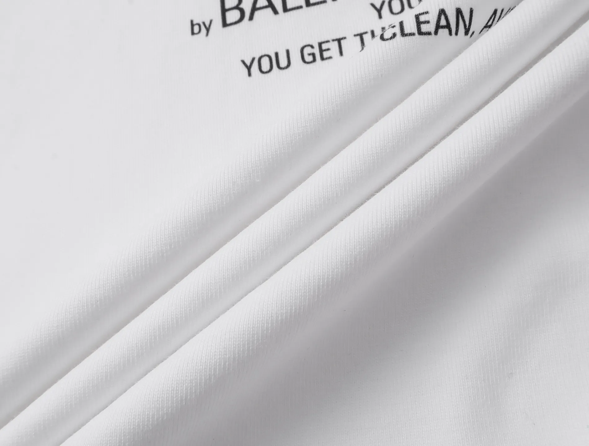 【 . Quality】BALENCI*GA/ .SS 26 New Arrival 。 LOGO T 。 . Authentic 。 ！ ZP 。 260 ， . ， ， 。 。 ， 。 OS . Same Style ：BL 263785 ：White Size：XS S M L